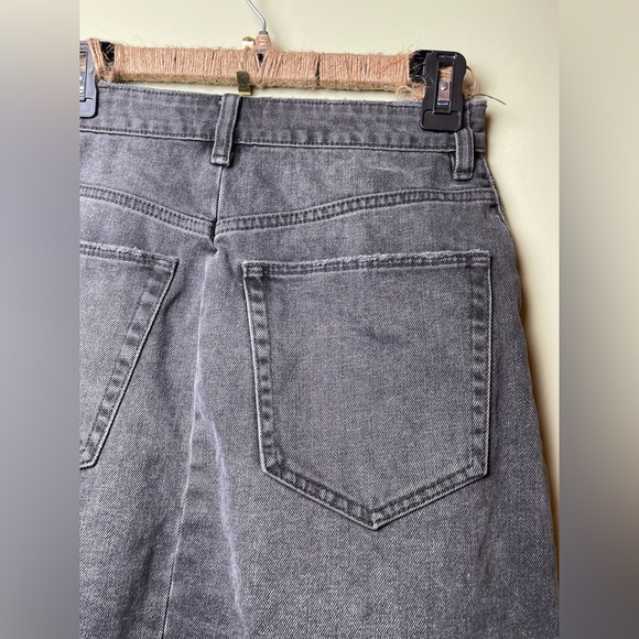 3 for $30 🦋 Like New Black Denim Skirt ZARA Small - 100% cotton - Hi Waisted - Picture 8 of 14